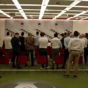 Rondleiding in het stadion van Royal Antwerp FC tijdens Datto Connectlocal evenement